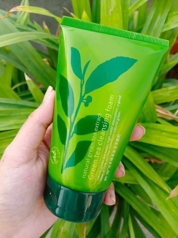 Rorec Green Tea Face Wash