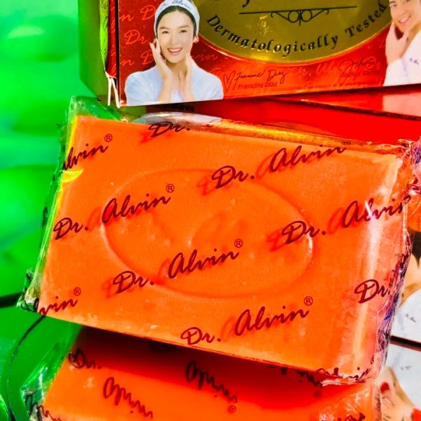 DR ALVIN KOJIC ACID SOAP (135G) - Image 2