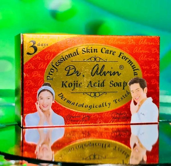 DR ALVIN KOJIC ACID SOAP (135G) - Image 3