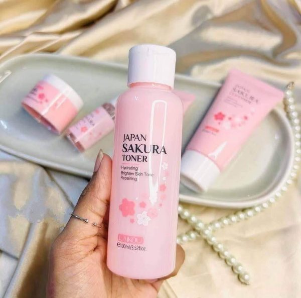 Japan Sakura Whitening 5 PC Skincare Set – Complete Brightening & Moisturizing Kit - Image 2